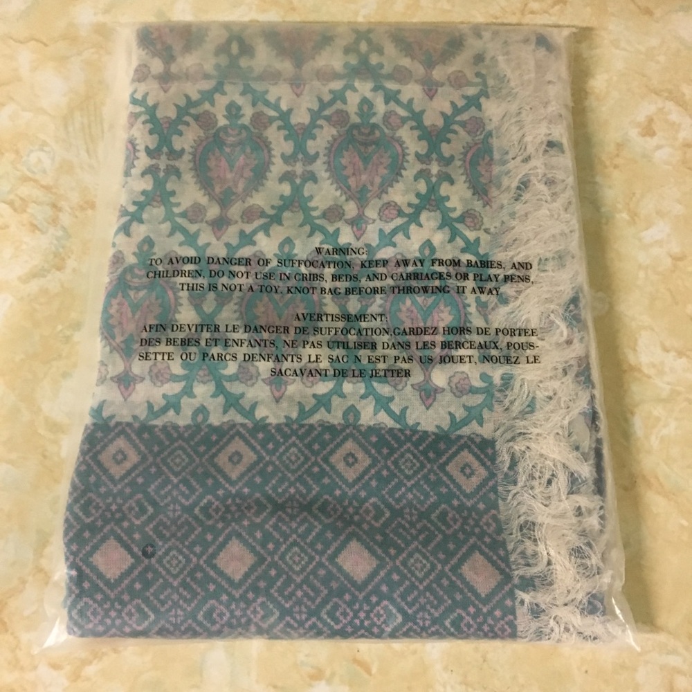 SOLD💙Oracle Vintage Travel Scarf - Picture 7 of 7